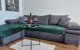 Apartment Zana